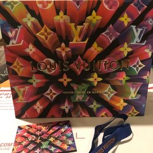 Louis Vuitton holiday gift bag w/ tag and ribbon